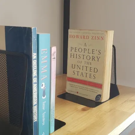 Pomegranates & Olives Durrës