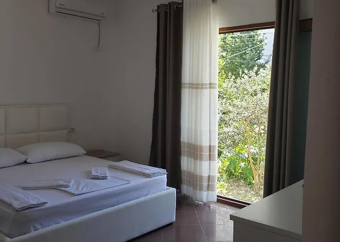 Pomegranates & Olives * Durrës