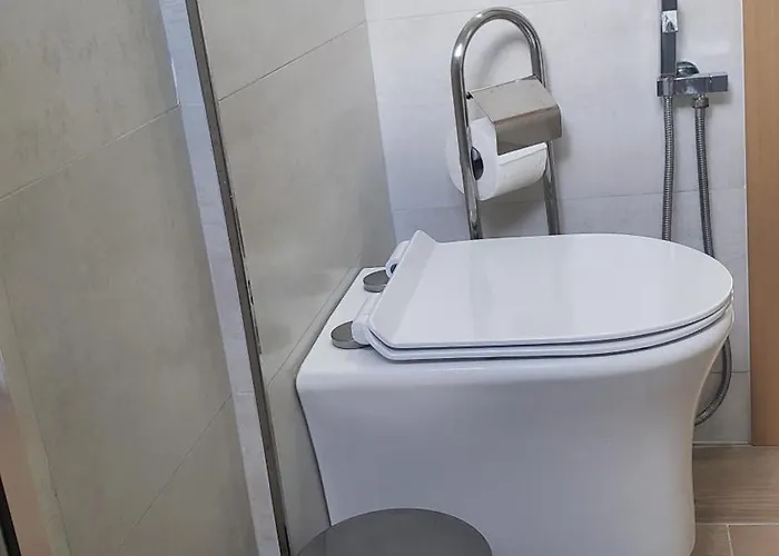 Pomegranates & Olives Durrës